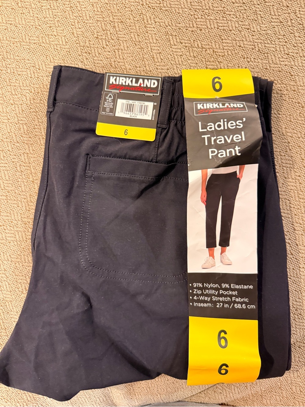 Kirkland Signature Ladies' Cropped Travel Pants - Black